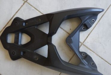 Privé : Porte bagages / Support top Case Scooter NMAX 125