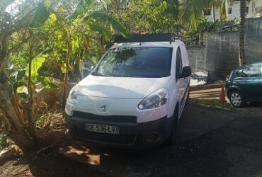 PEUGEOT PARTNER 2015