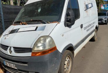 Vente Renault master de 13 m3