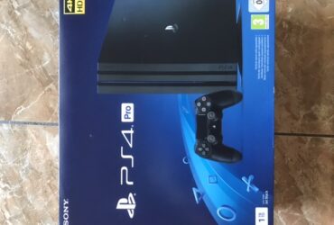Ps4 + Une manette + 10 jeux