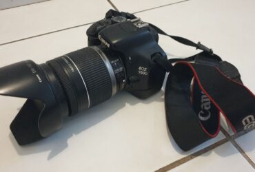 Privé : Privé : Appareil photo Canon 550D + Objectif 18-200mm