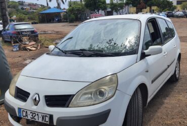 Privé : Renault scenic diesel 7 places