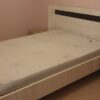 Ensemble de lit + matelas + table de nuit