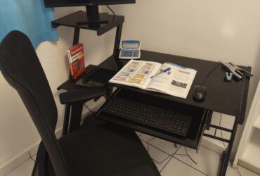 BUREAU INFORMATIQUE POUR ETUDIANT
