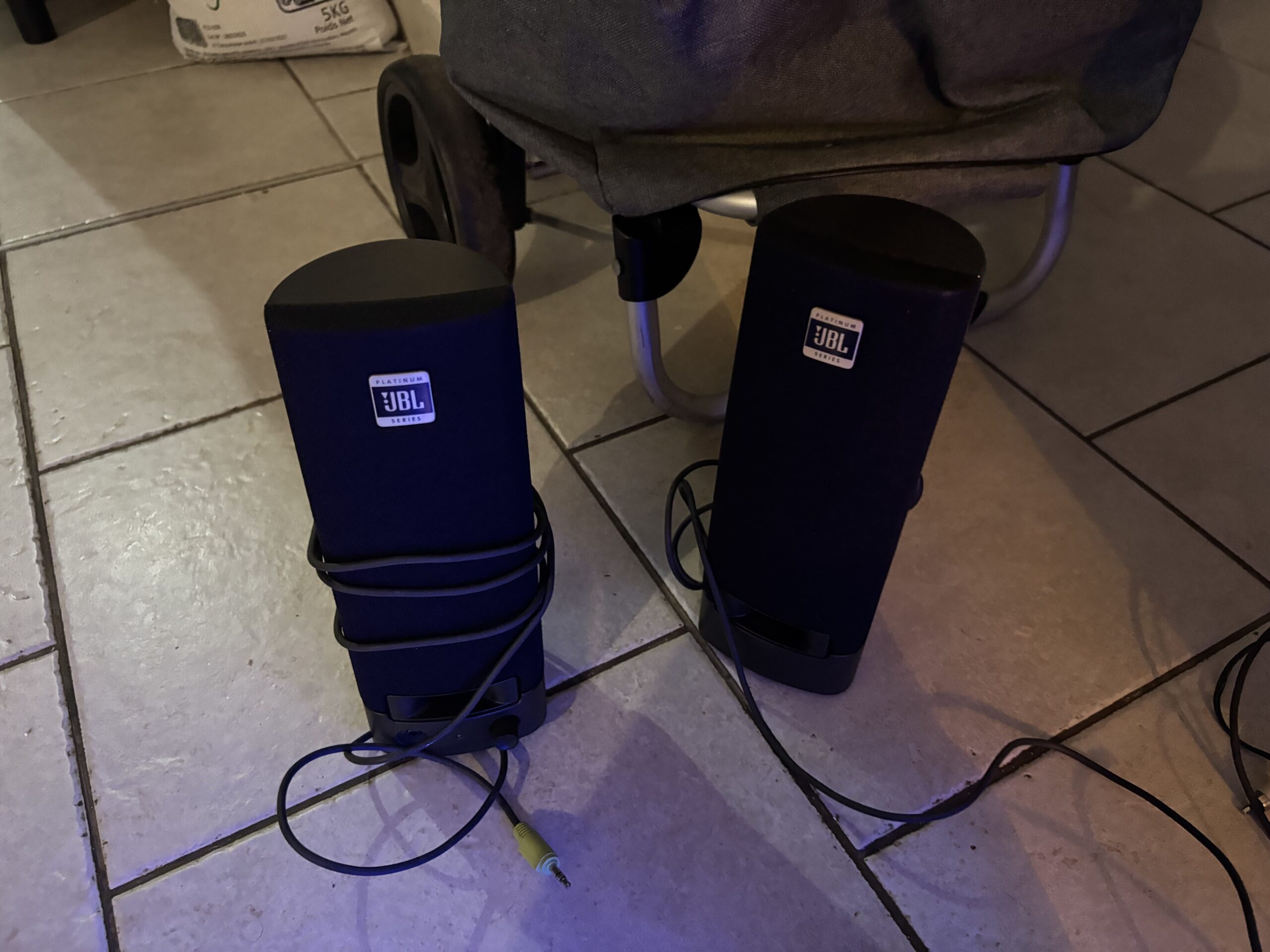 enceinte très bon état jbl