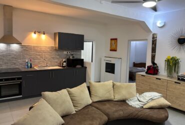 Privé : Privé : Loue appartement T3 non meublé à M'tsahara