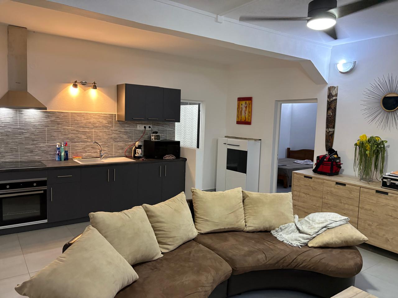 Privé : Privé : Loue appartement T3 non meublé à M'tsahara