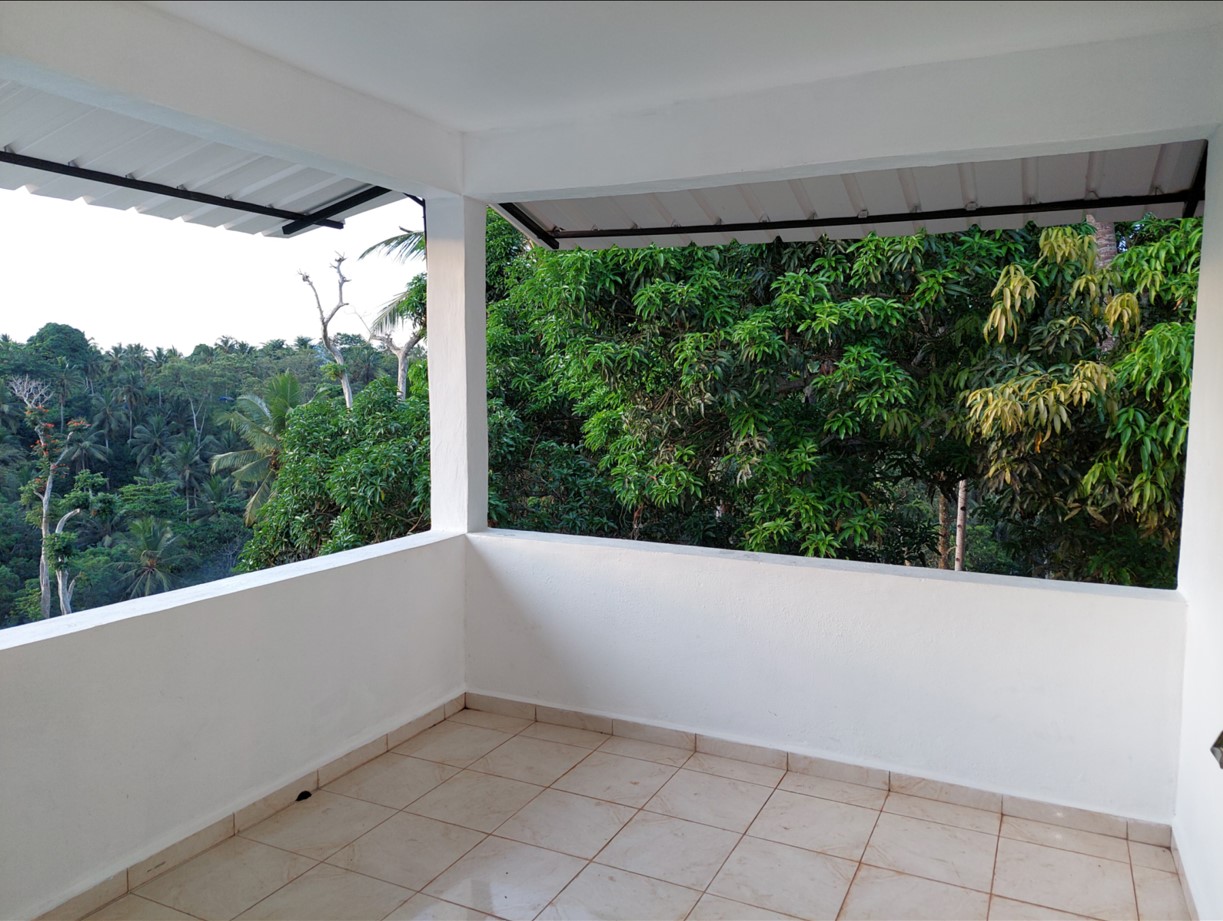 LOUE T3 MROALÉ – TSINGONI