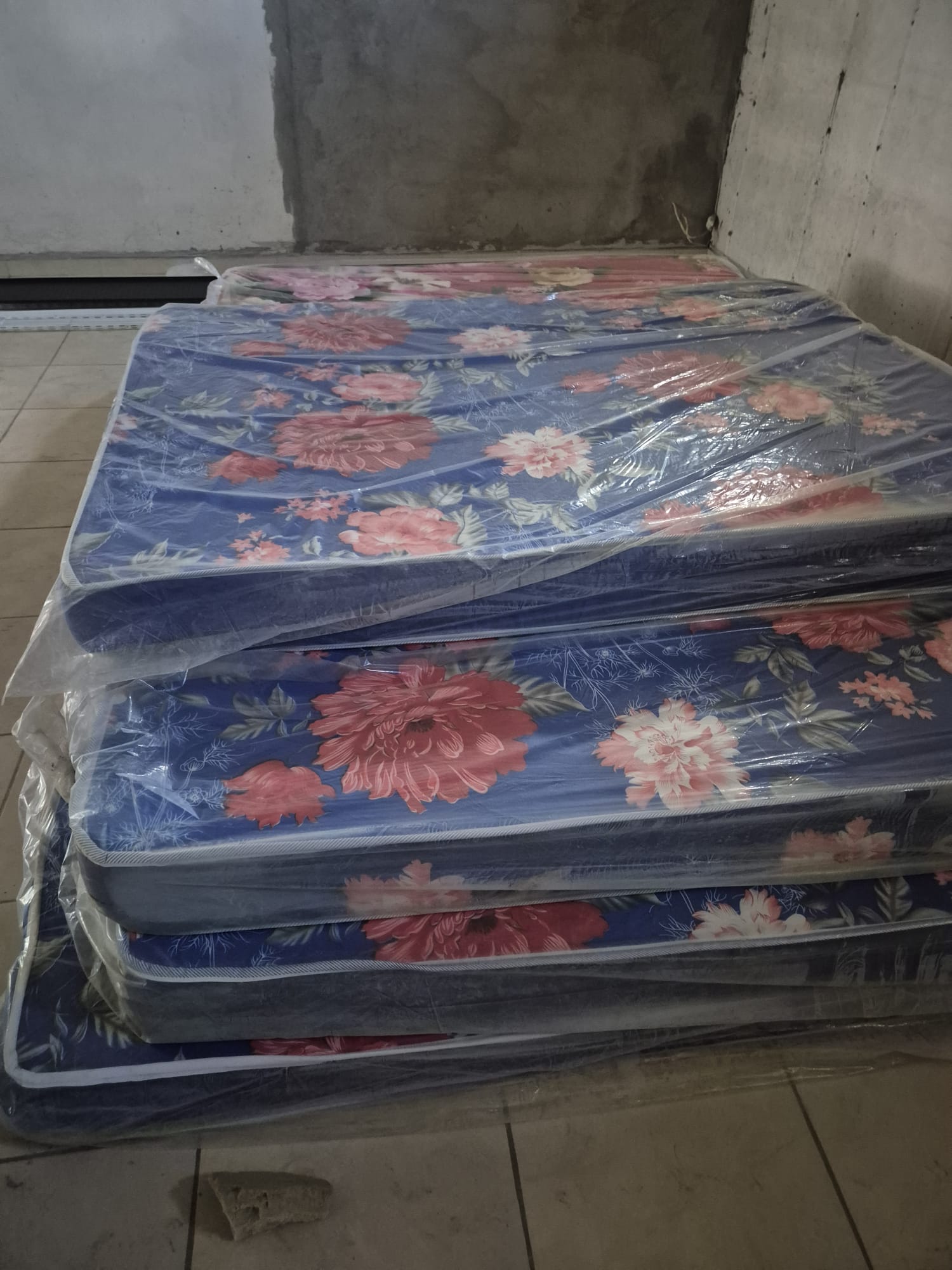 Matelas à vendre – Neufs