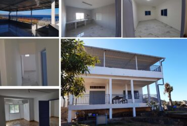 Bureaux / Maison spacieux avec vue sur lagon à Mtsapéré 350m²