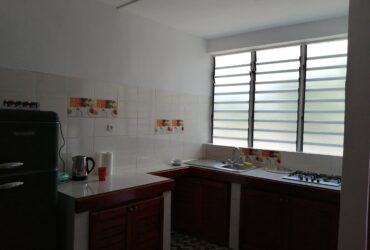 Loue Appt F2 50 m2 à MAJICAVO KOROPA